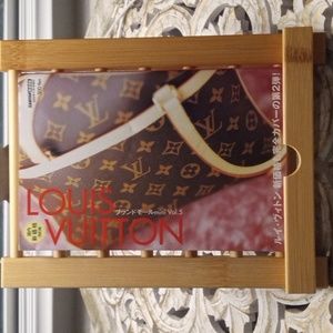 Brand Mall Mini Magazine 2004, Japanese